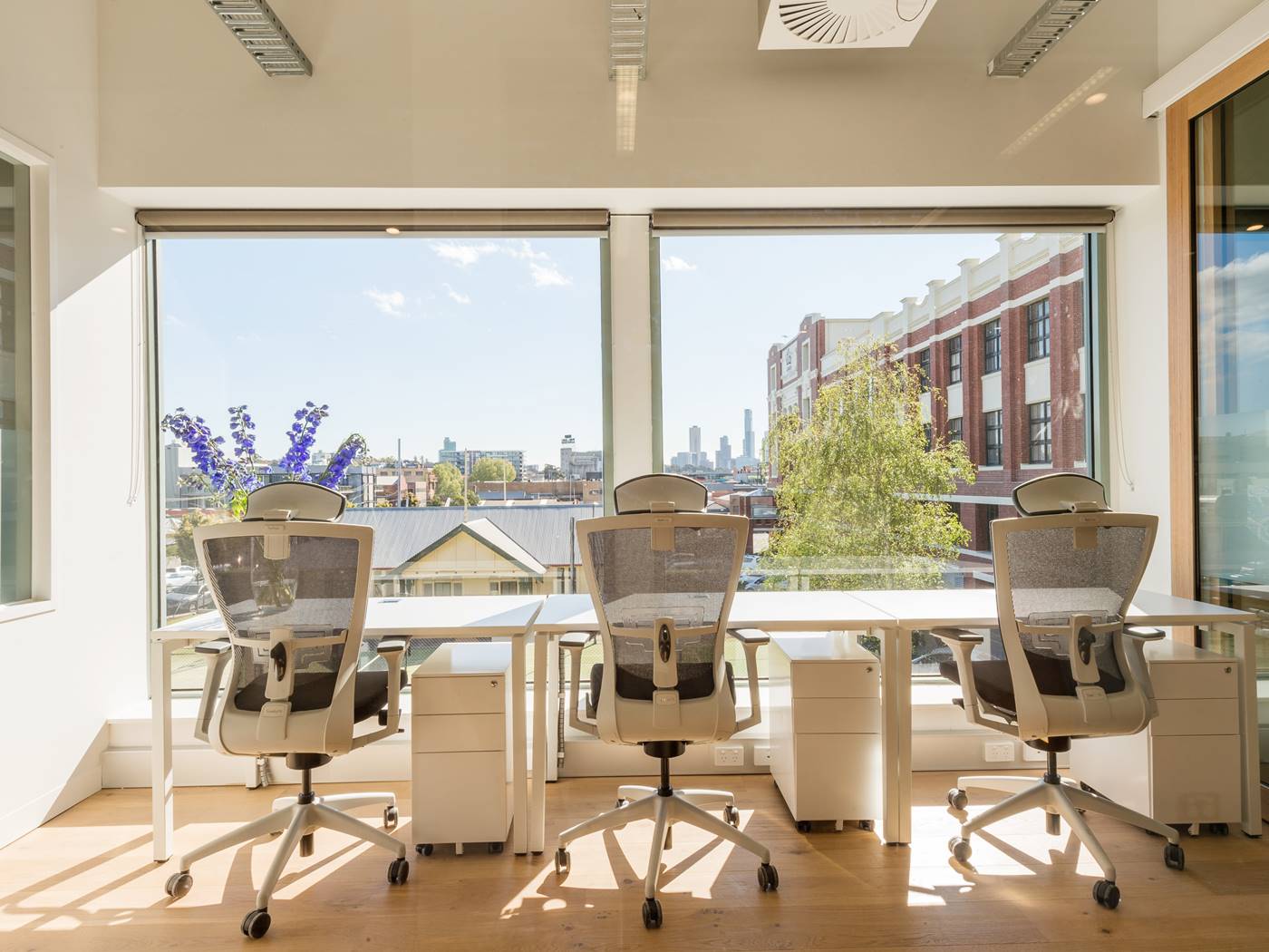 Văn phòng trọn gói Regus L'Mak Signature, Quận 3, TP.HCM - Vlook.vn