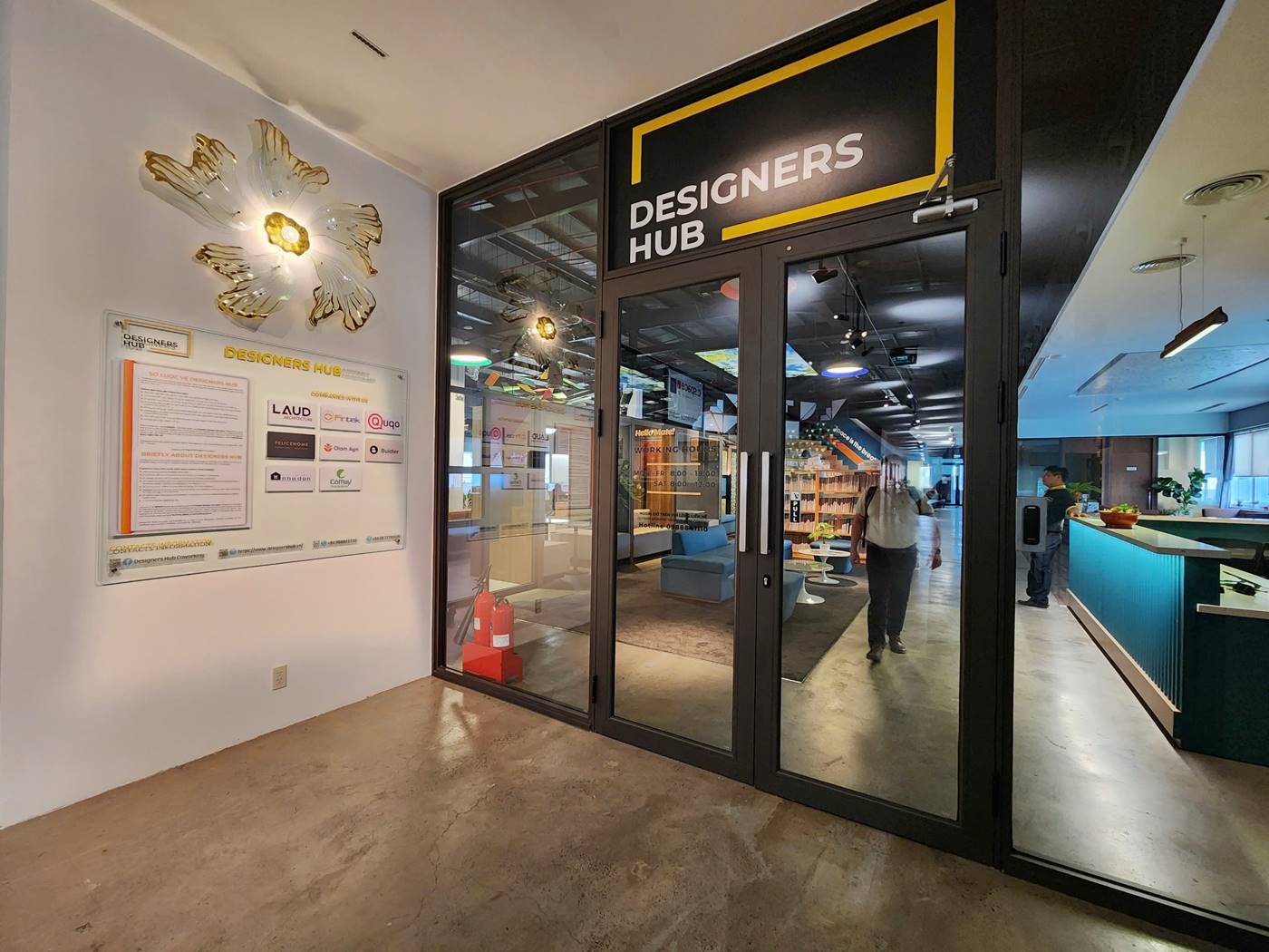 Văn phòng trọn gói Designer Hub • C-Space, 12-13 đường N1, Khu Thương Mại Nam, P. Tân Thuận Đông, Quận 7 - vlook