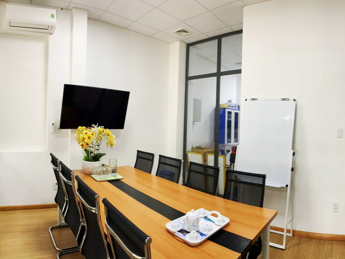 văn phòng trọn gói, coworking tại MIRA, HB Building, 154 Phạm Văn Chiêu, Phường 9, Quận Gò Vấp - Vlook.vn