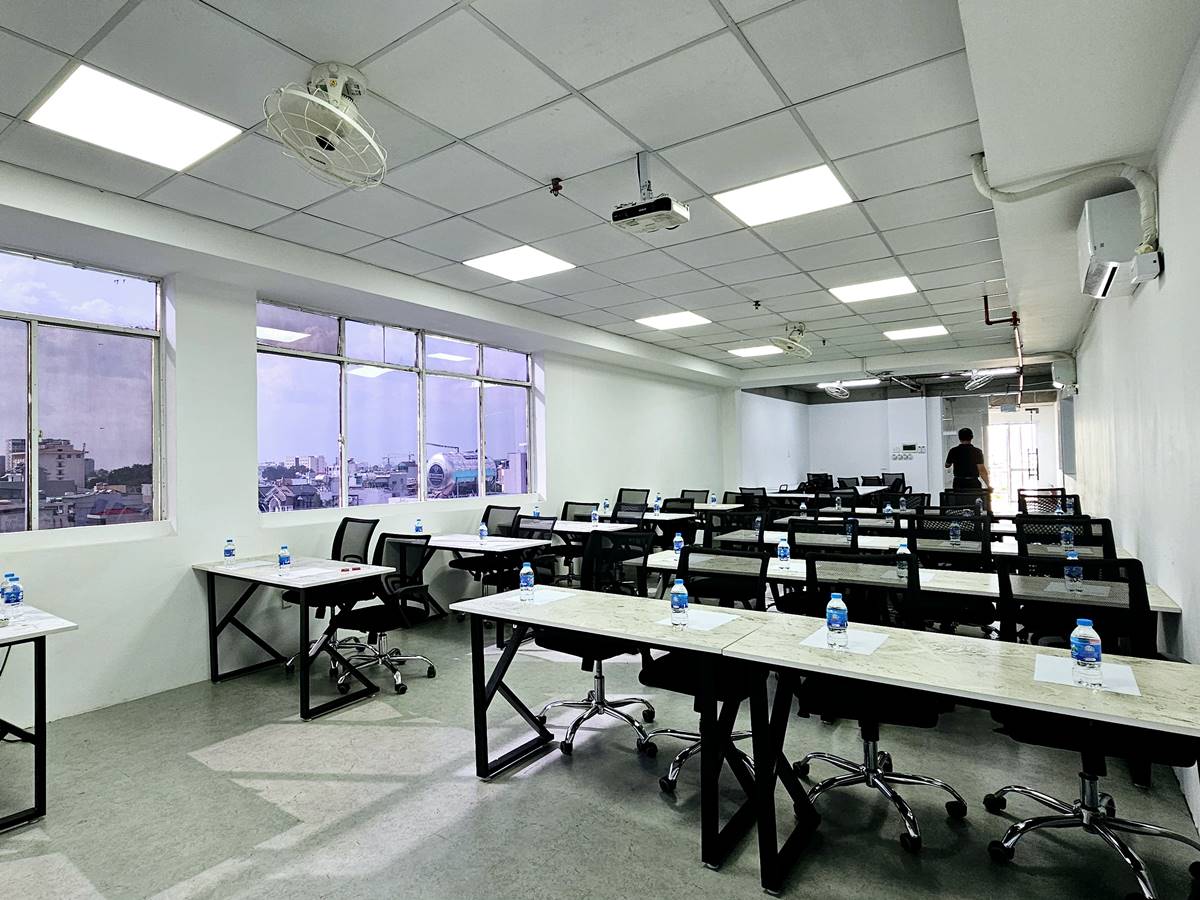 Văn phòng trọn gói tại Sabay Office • 38 Cộng Hòa, Phường 4, Quận Tân Bình - Vlook.vn