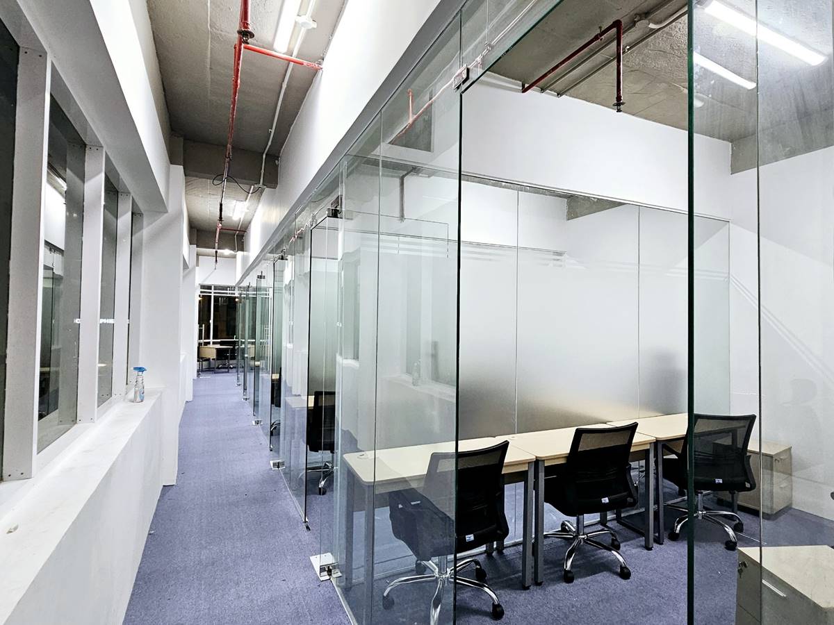 Văn phòng trọn gói tại Sabay Office • 38 Cộng Hòa, Phường 4, Quận Tân Bình - Vlook.vn