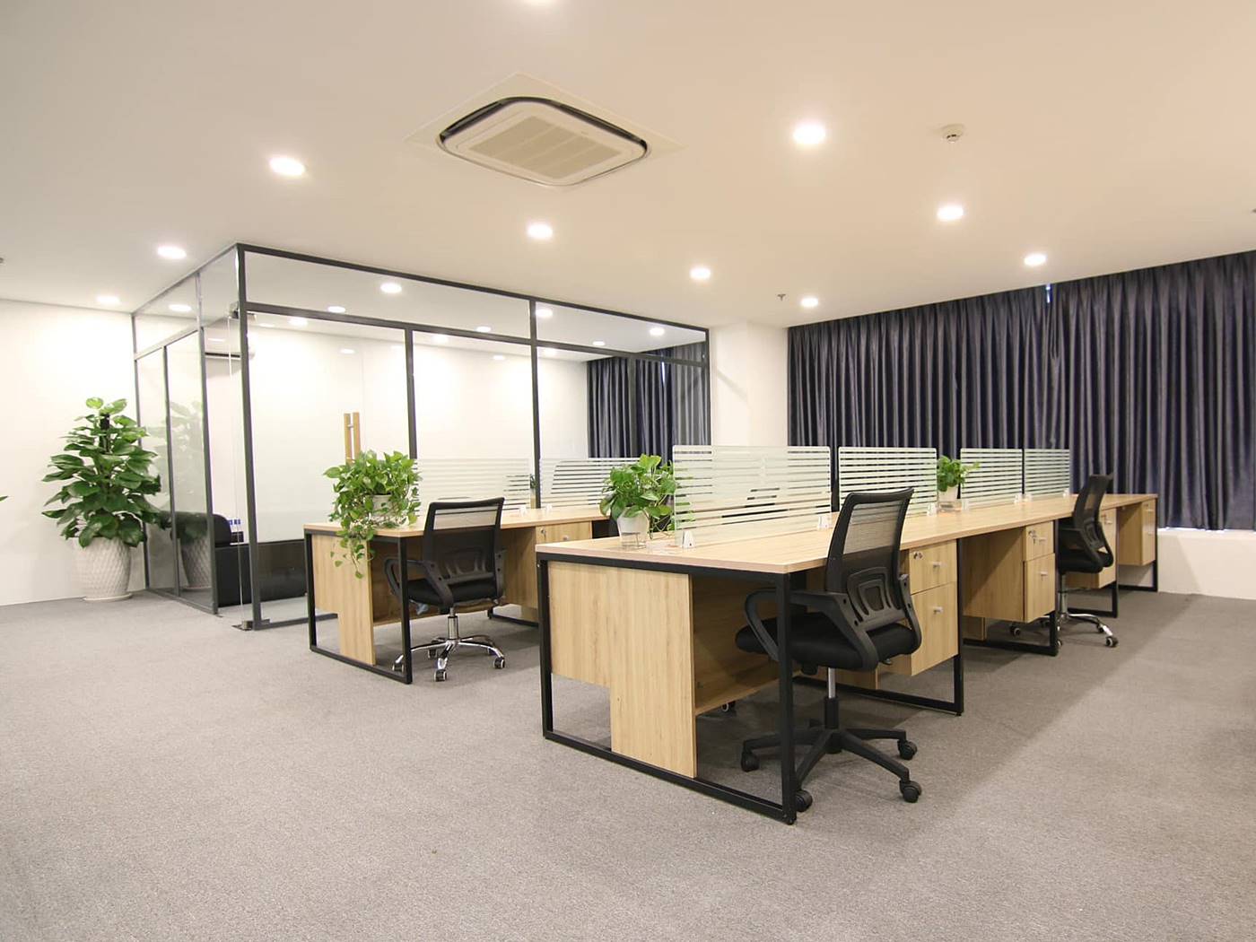 Văn phòng trọn gói Saigon Office • Victory Tower. 12 Tân Trào, Phường Tân Phú, Quận 7 - Vlook.vn